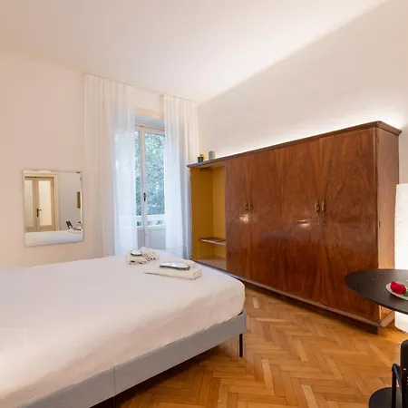Apartament Ercole Ferrario 12 - Ampio E Luminoso *
