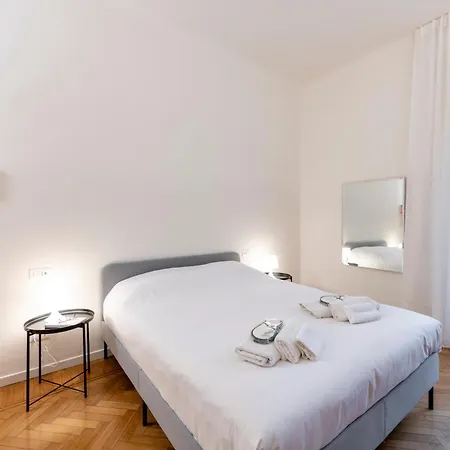 Ercole Ferrario 12 - Ampio E Luminoso Apartament Mediolan