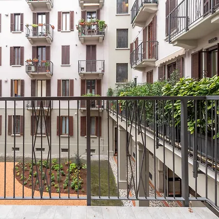 Ercole Ferrario 12 - Ampio E Luminoso Apartament Mediolan