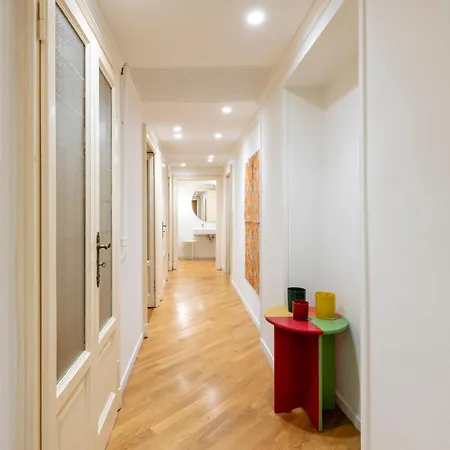 Ercole Ferrario 12 - Ampio E Luminoso Apartment Milan