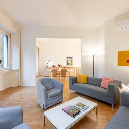 Ercole Ferrario 12 - Ampio E Luminoso Apartment *